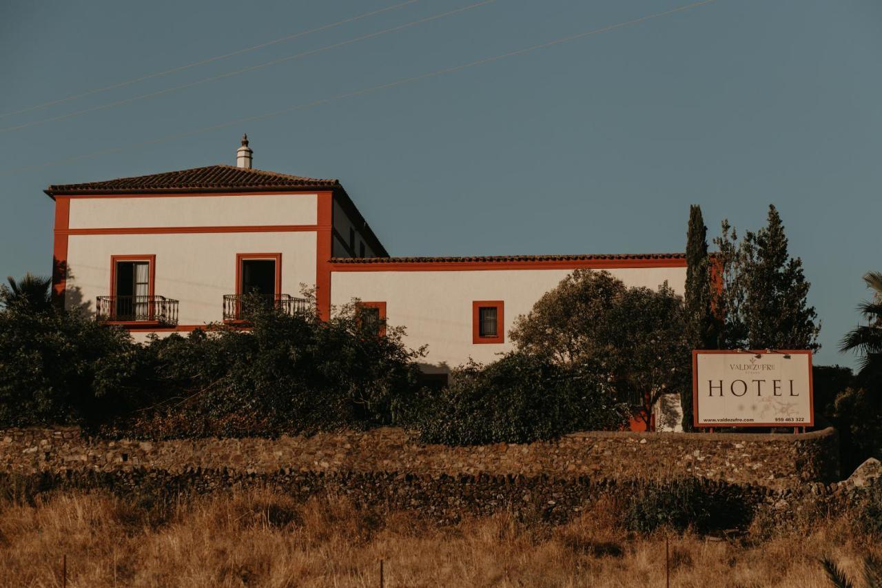 Hotel Posada De Valdezufre 아레세나 외부 사진